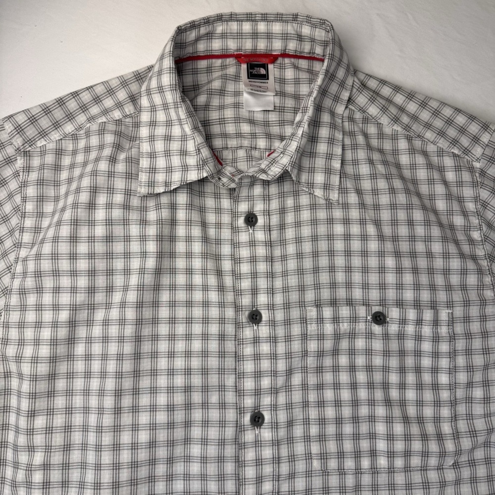 The North Face Shirt Mens Short Sleeve Shirt Hike Camp Outdoor Button Up Plaid L